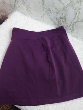DULUTH TRADING CO Purple Nylon Skort